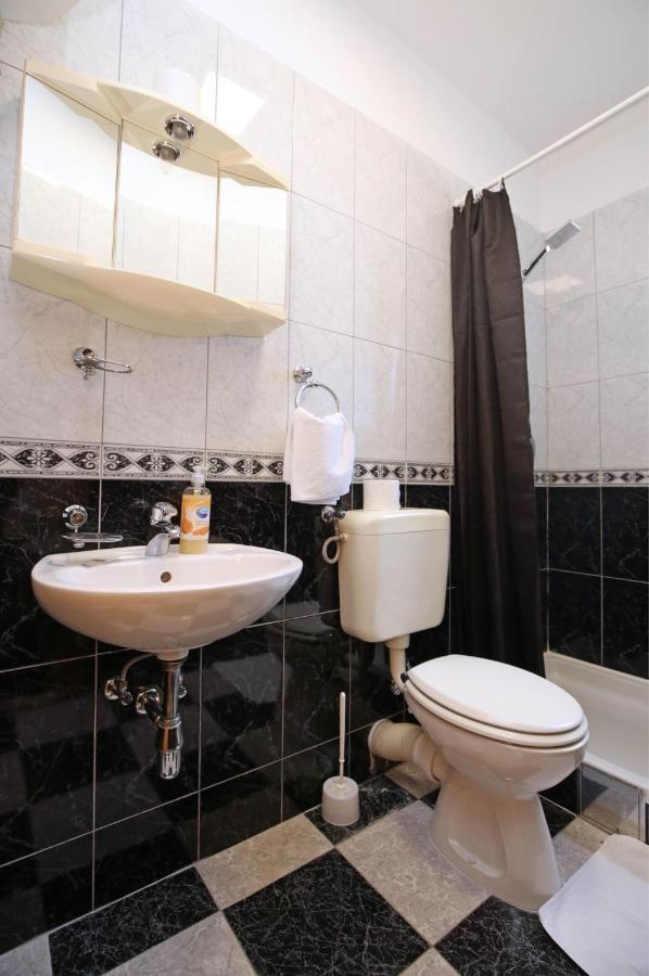 Apartmani Krka Rooms Lozovac Exterior foto